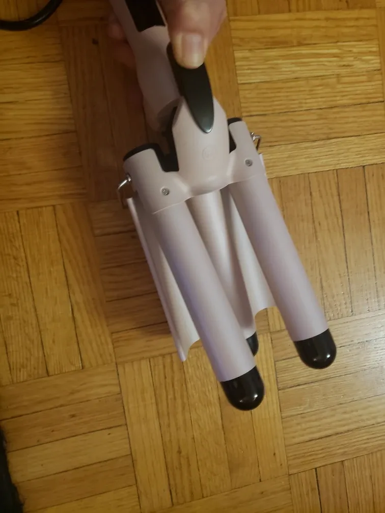 Cortex Beauty Triple Barrel Curling Iron 💚 image indicator(6)