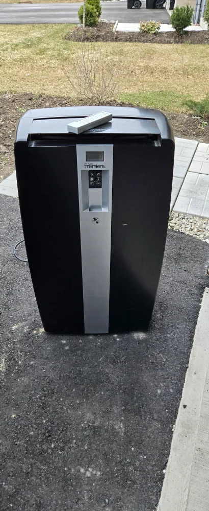 12kbtu Danby Primiere Portable air Conditioners. Like new
