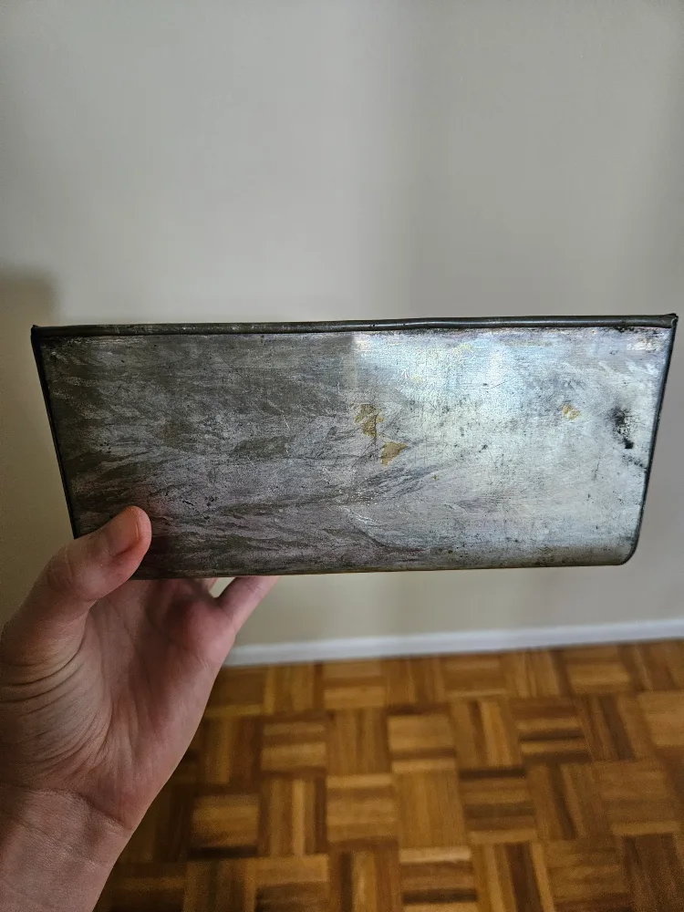 💚 Metal Loaf Pan thumbnail