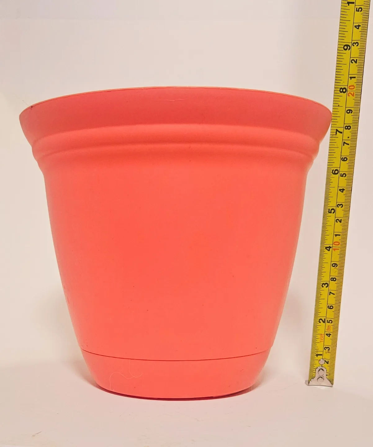 Coral Plastic Plant Pot - 7 inch diameter (2 qty) image indicator(2)