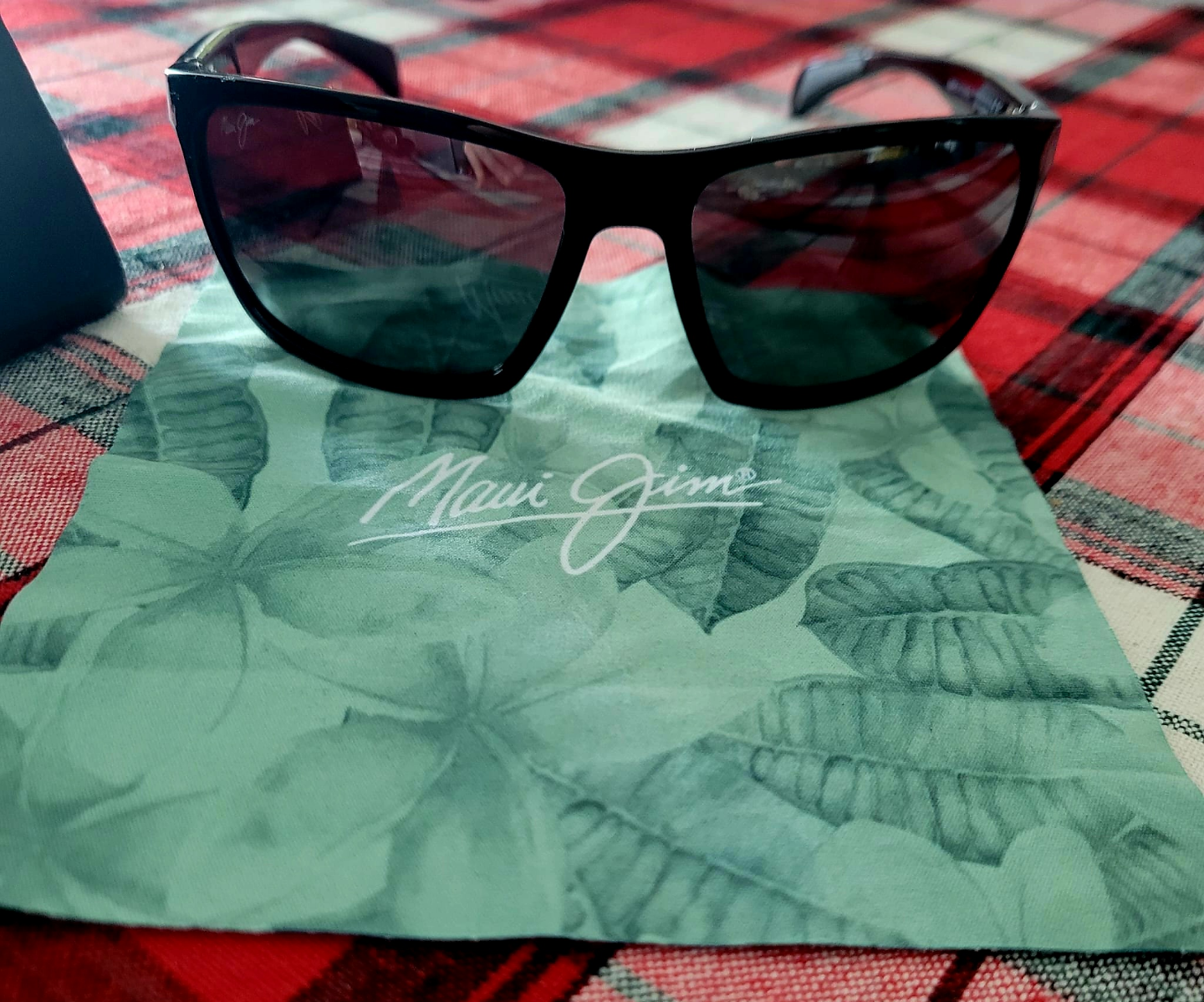 Maui Jim Makua Sunglasses STG-BG