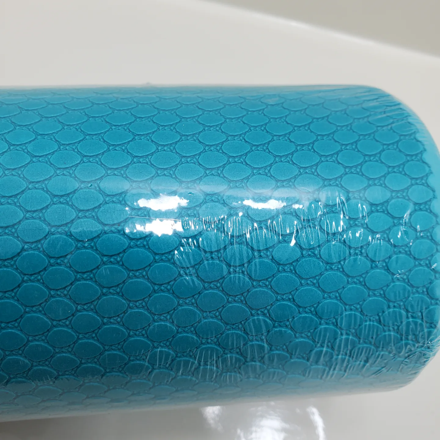 Gaiam 12" Compact Foam Roller 💚 image indicator(2)