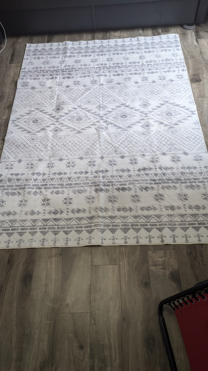 Grey and White Geometric Area Rug - photo 4