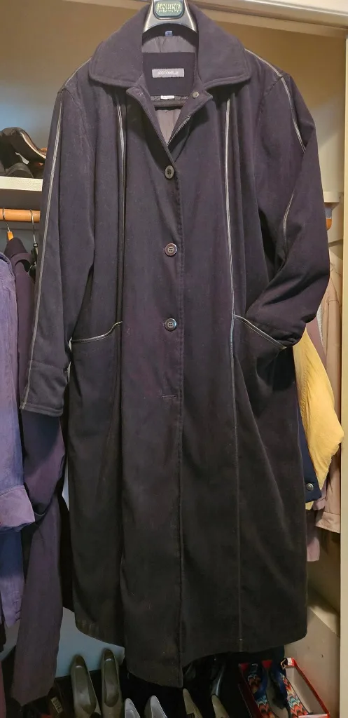 Addition Elle Women's Long Black Coat - Size 18 image indicator(7)