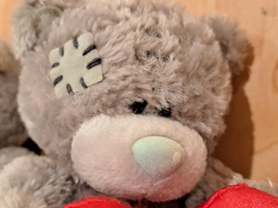 5" Pair of Me to You Teddy Bears with Heart image indicator(6)