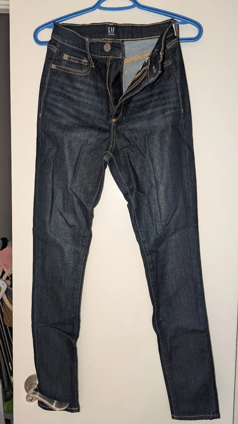 GAP Dark Wash Skinny Jeans thumbnail