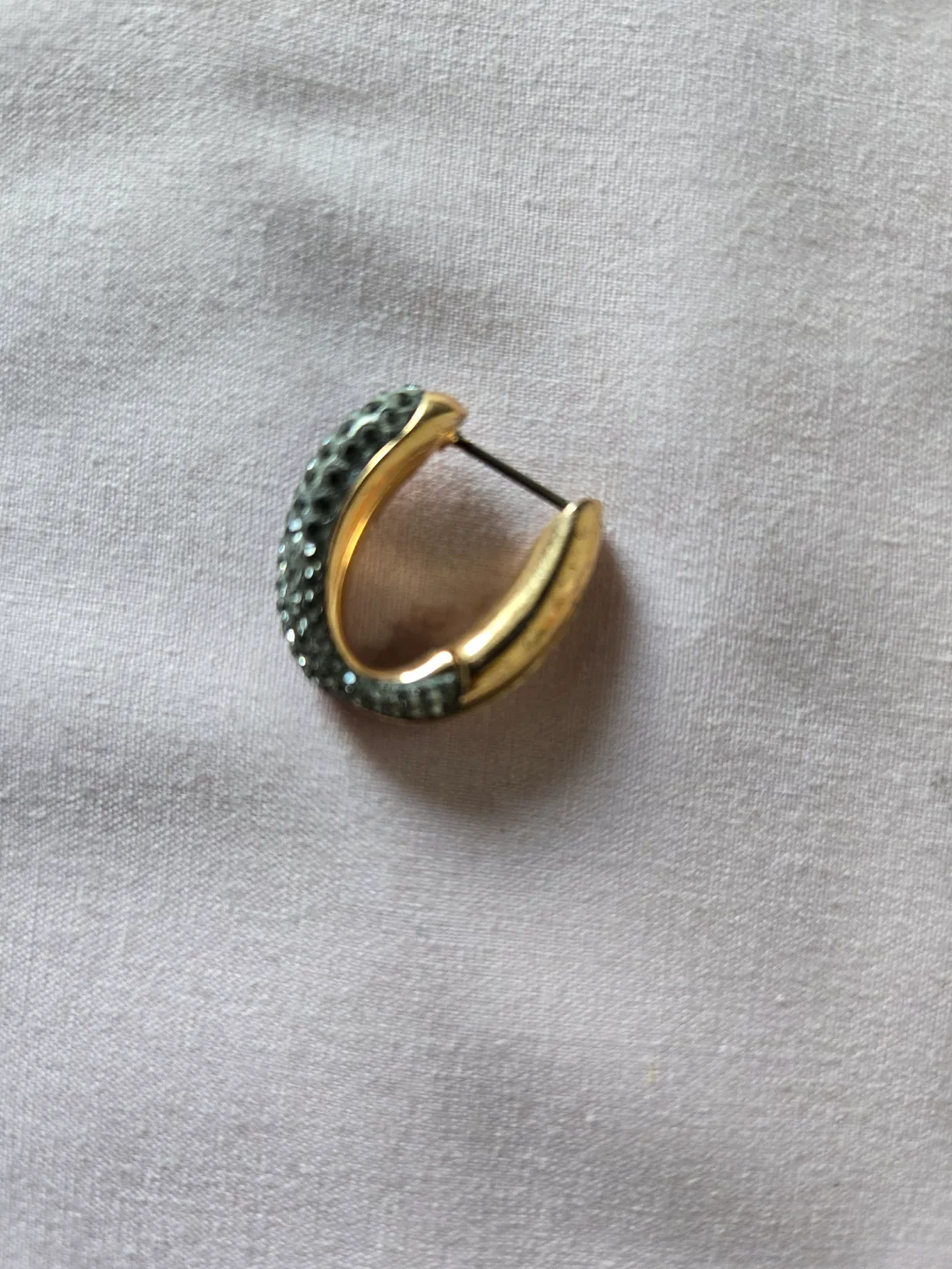 Jewellery items  - Polo Watch & Gold Tone Necklace, pendant image indicator(5)