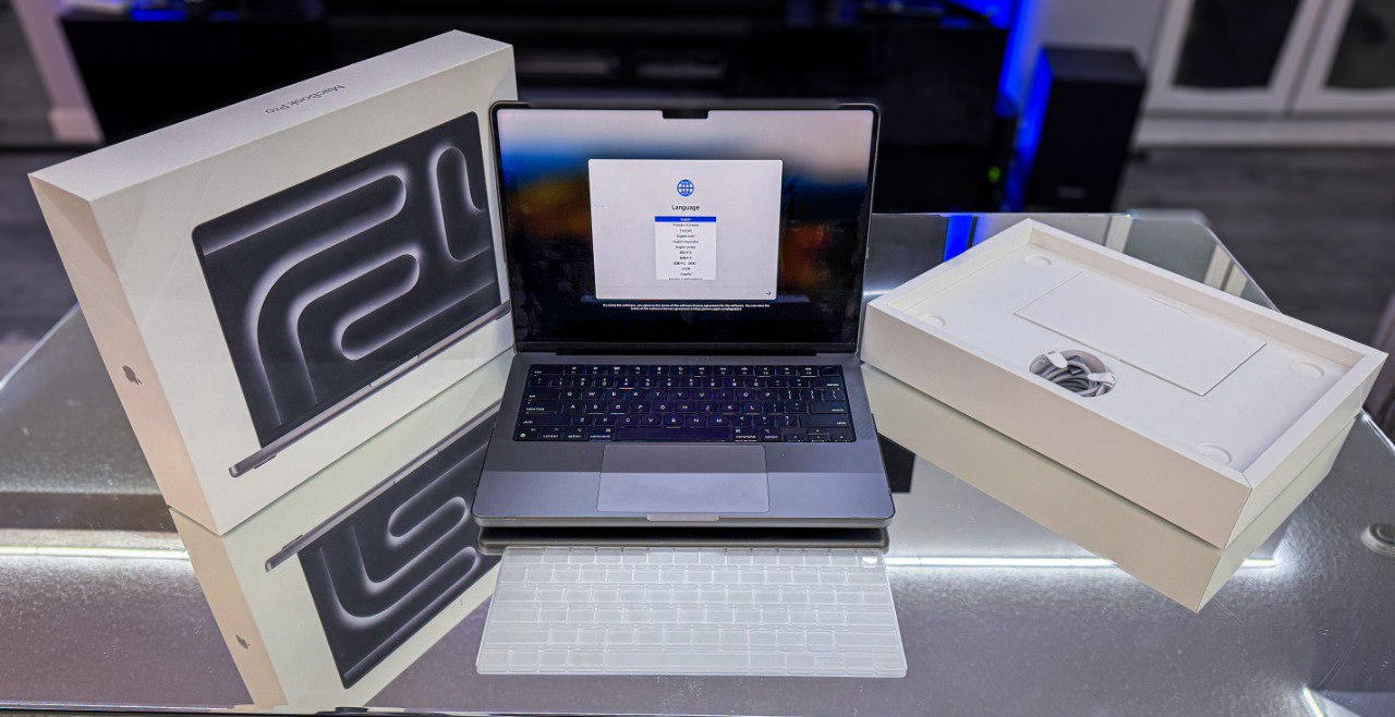 MacBook Pro 14-inch - 8GB Memory - 512 GB SSD - photo 2