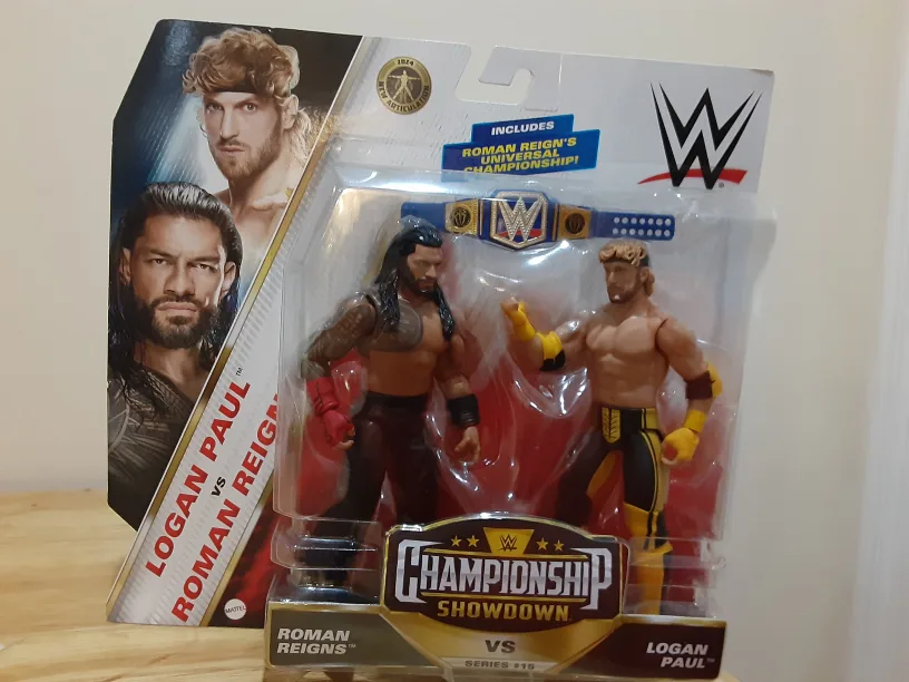 WWE Champion Figures Roman Reign vs Logan Paul Collectible Set image indicator(4)