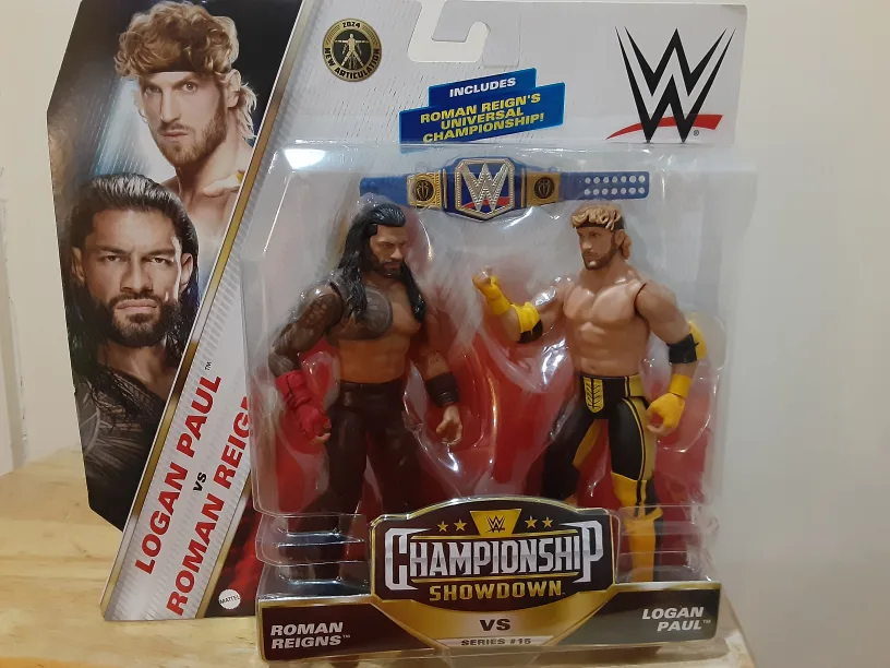 WWE Champion Figures Roman Reign vs Logan Paul Collectible Set image indicator(5)