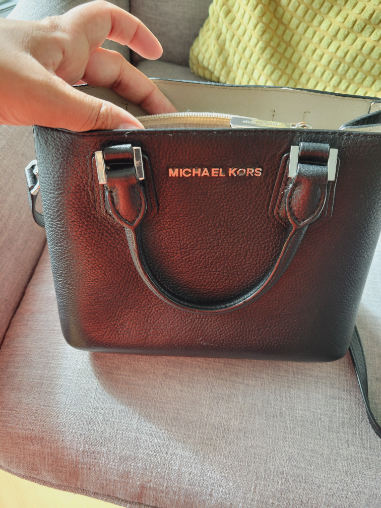 Michael Kors Black Leather Handbag - photo 2