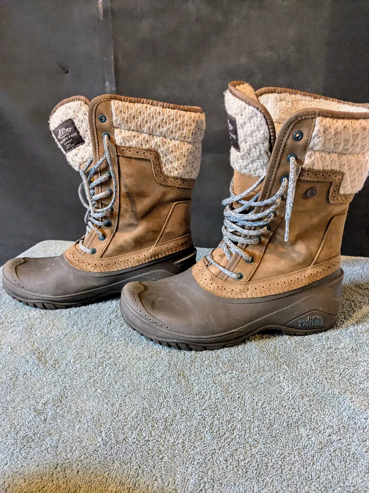 The North Face Women's Winter Boots image indicator(4)