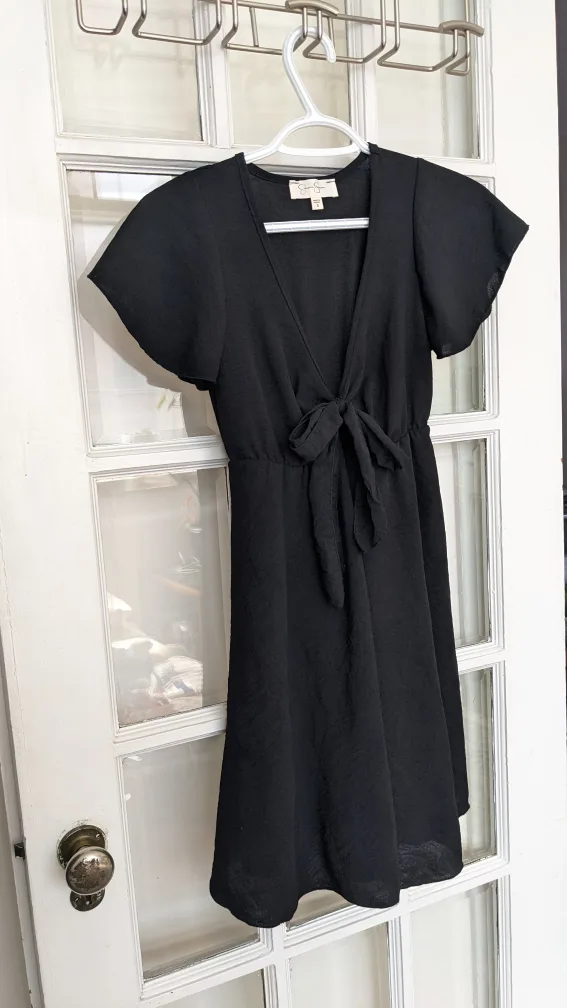 Jessica Simpson Black Mini Dress Size Small thumbnail