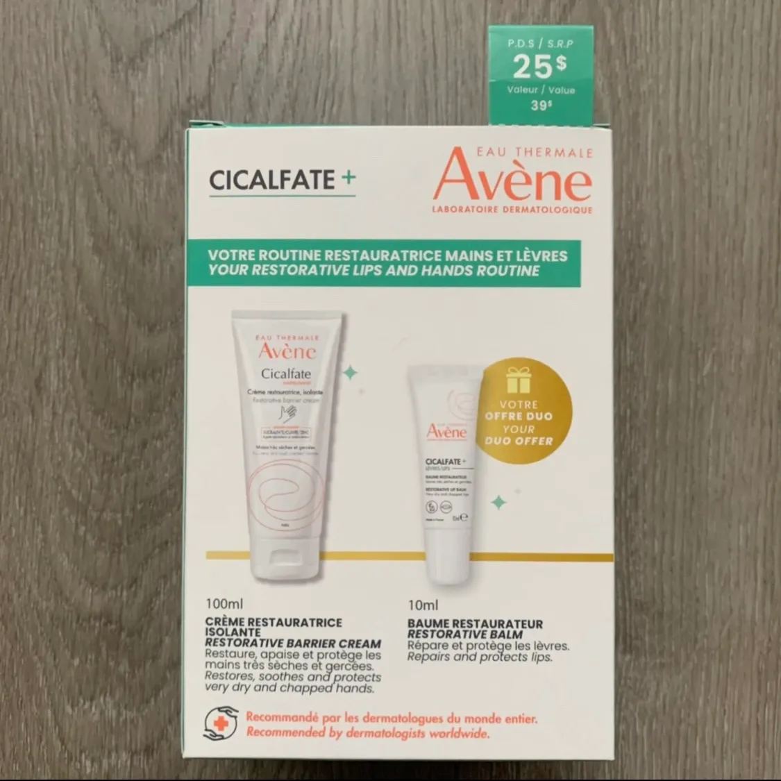Avene CICALFATE+ gift set ($39 value) image indicator(3)
