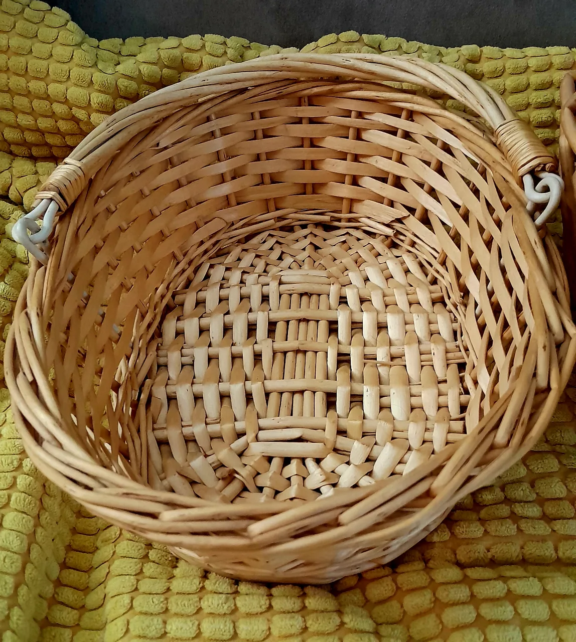 2 small baskets image indicator(3)