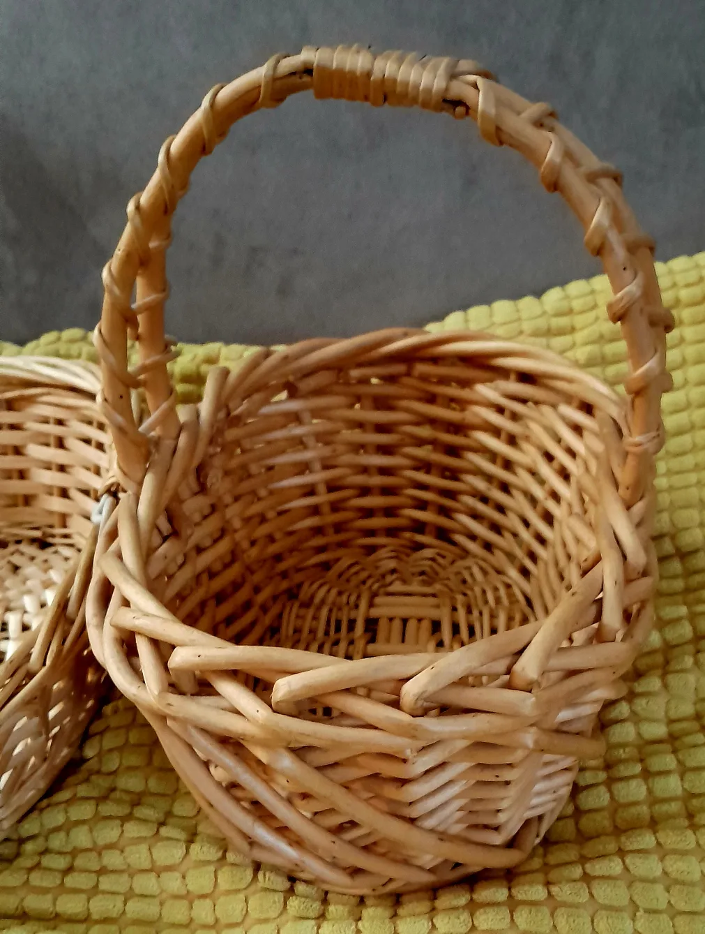 2 small baskets image indicator(4)
