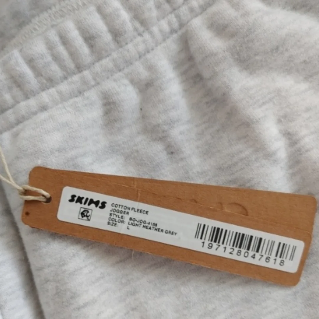 SKIMS Cotton Fleece Joggers image indicator(4)