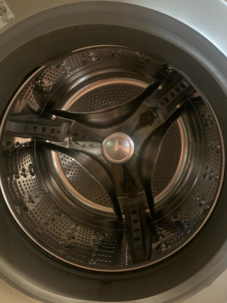 LG Direct Drive Front Load Washer - photo 3