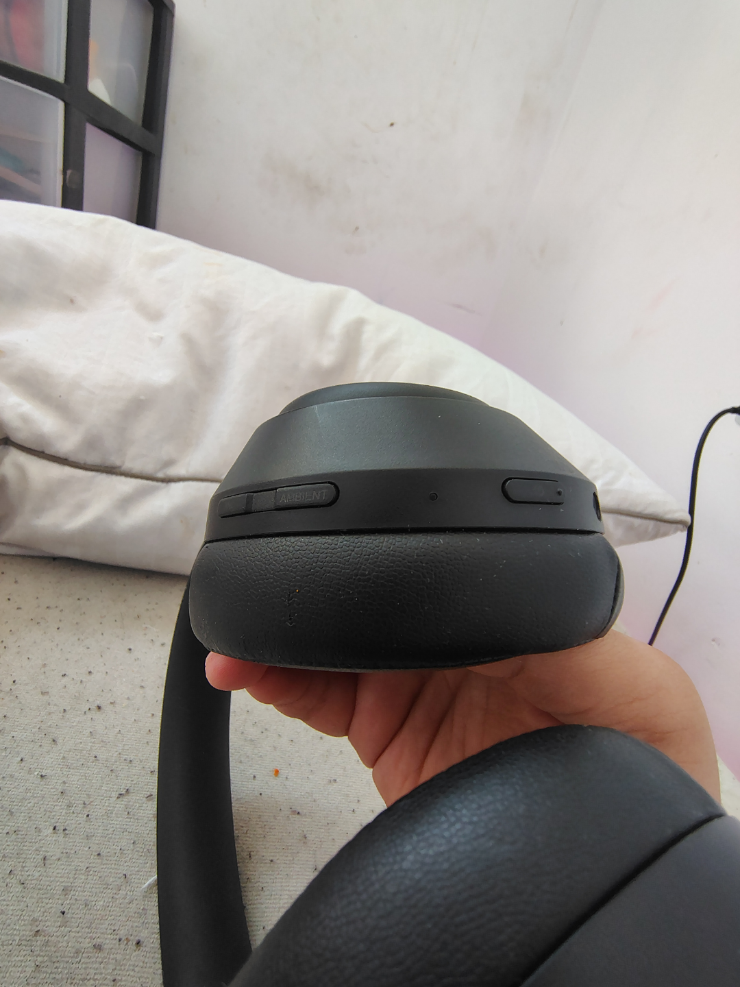 Sony WH-CH710N Wireless Noise-Cancelling Headphones - photo 4