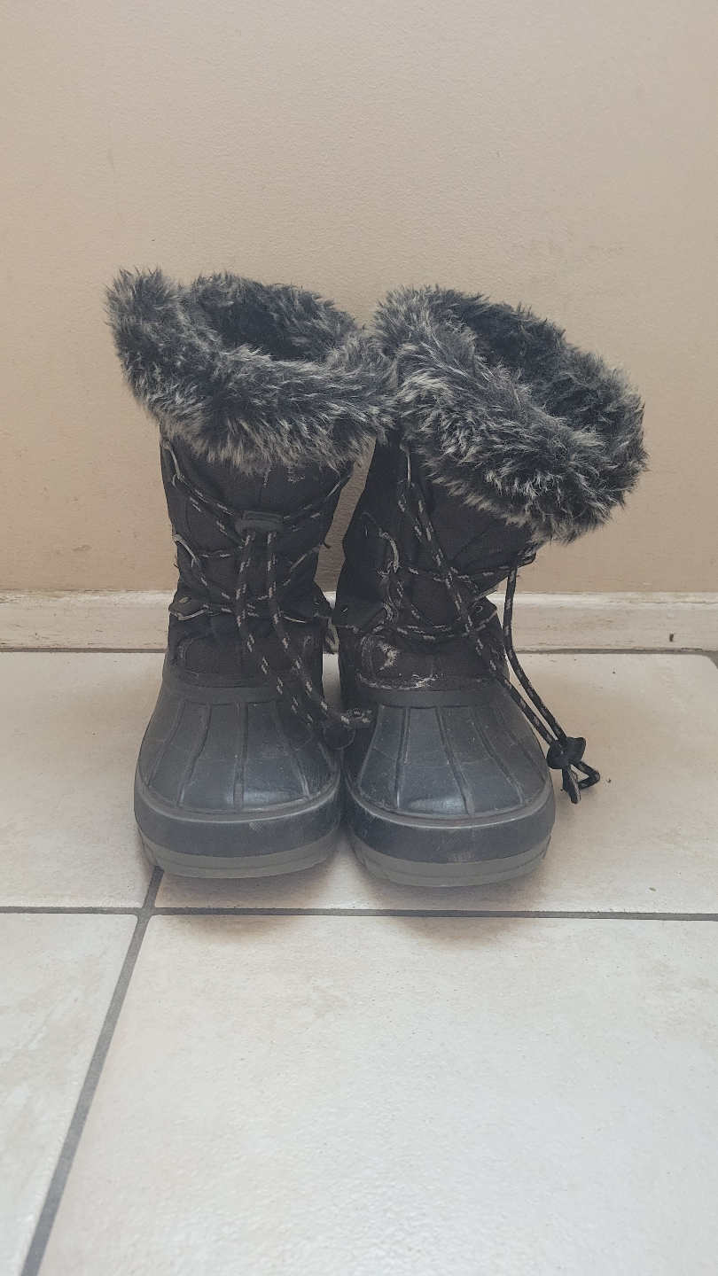 💚Thinsulate Kids' Black Winter Boots Size 3 - photo 2