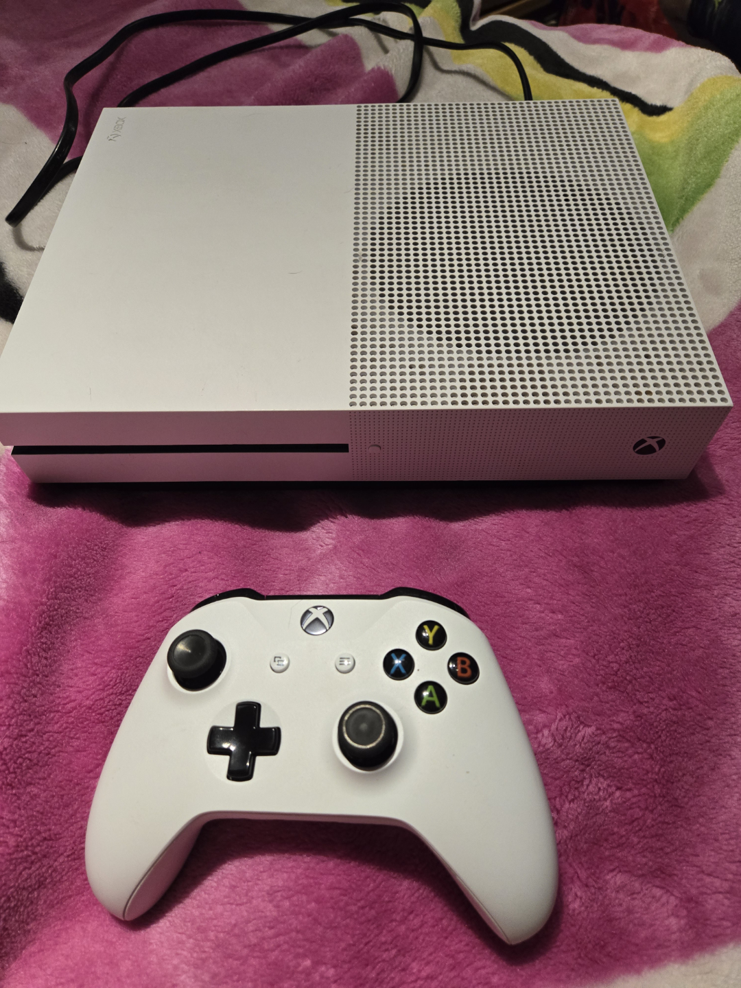 Xbox One S Console with Controller
