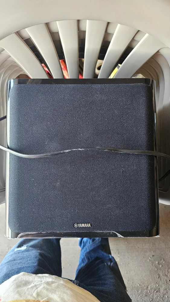 Yamaha YAS-101 Soundbar with Wireless Subwoofer thumbnail