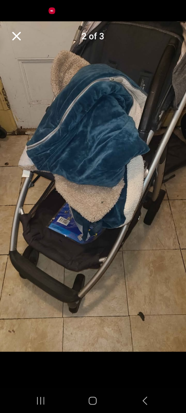 Cruz Stroller with Cozy Cover - photo 2