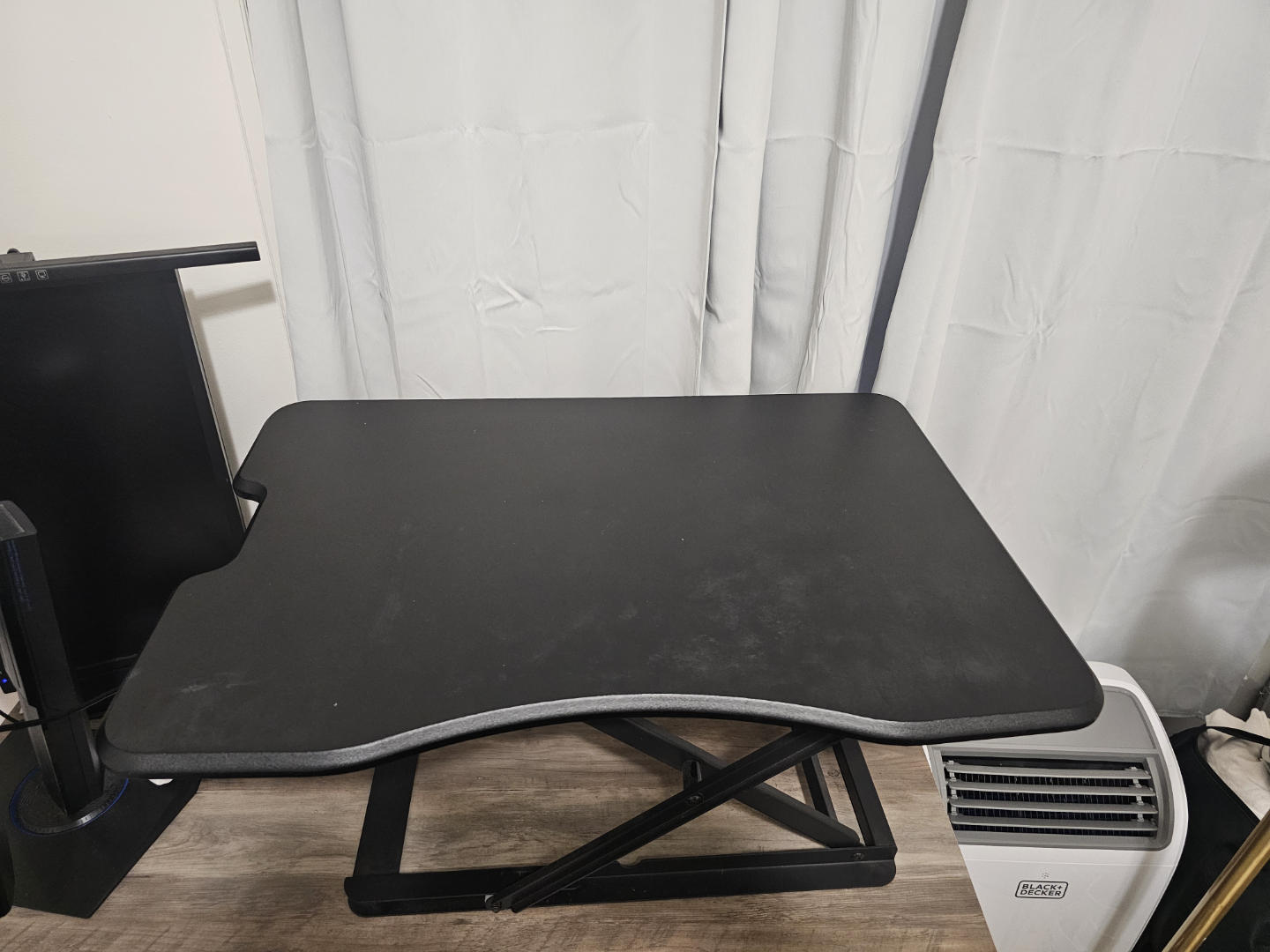 Millikan Adjustable Metal Base Standing Desk Converter - photo 2