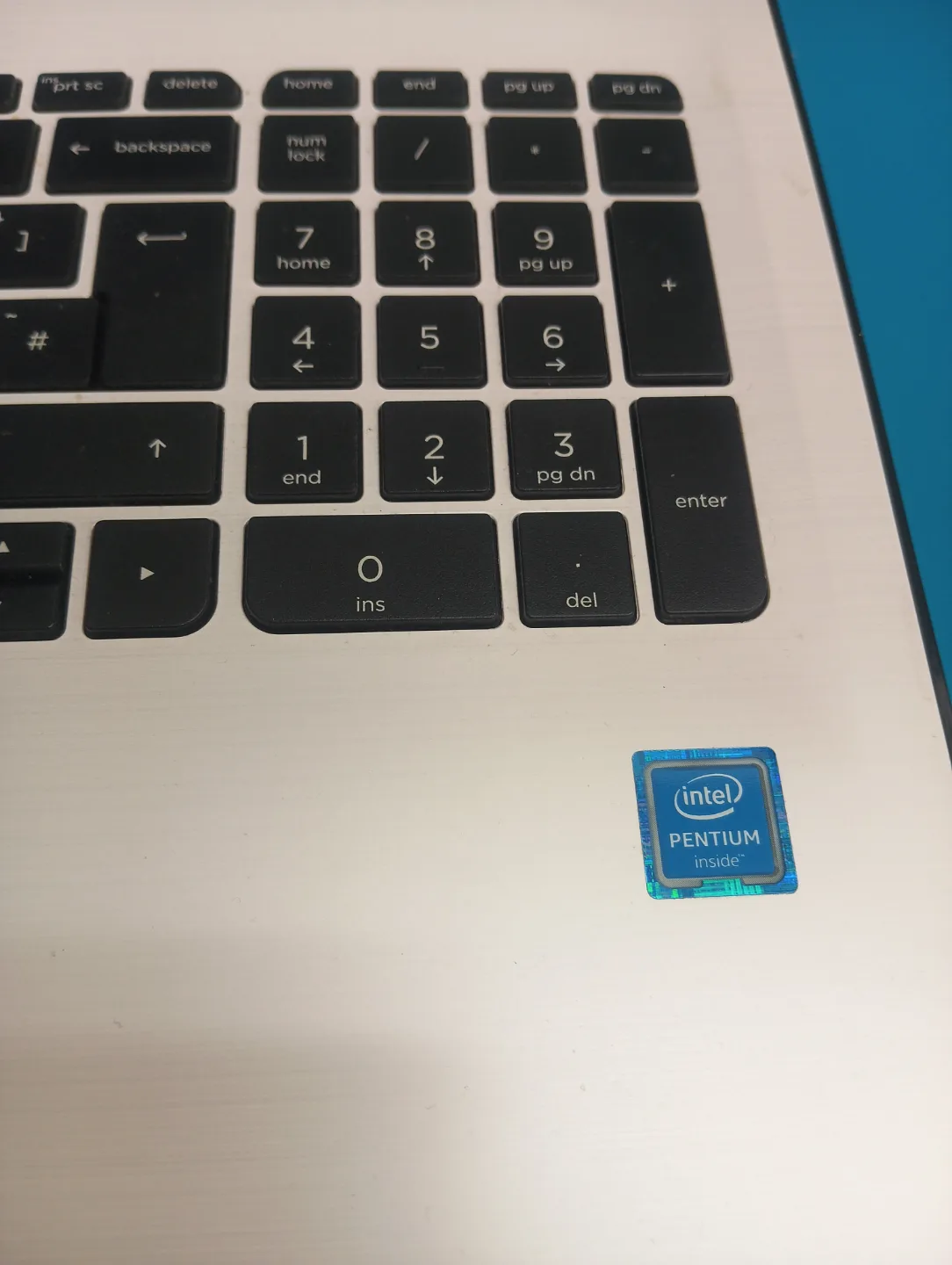 HP Notebook Laptop - Intel Pentium thumbnail
