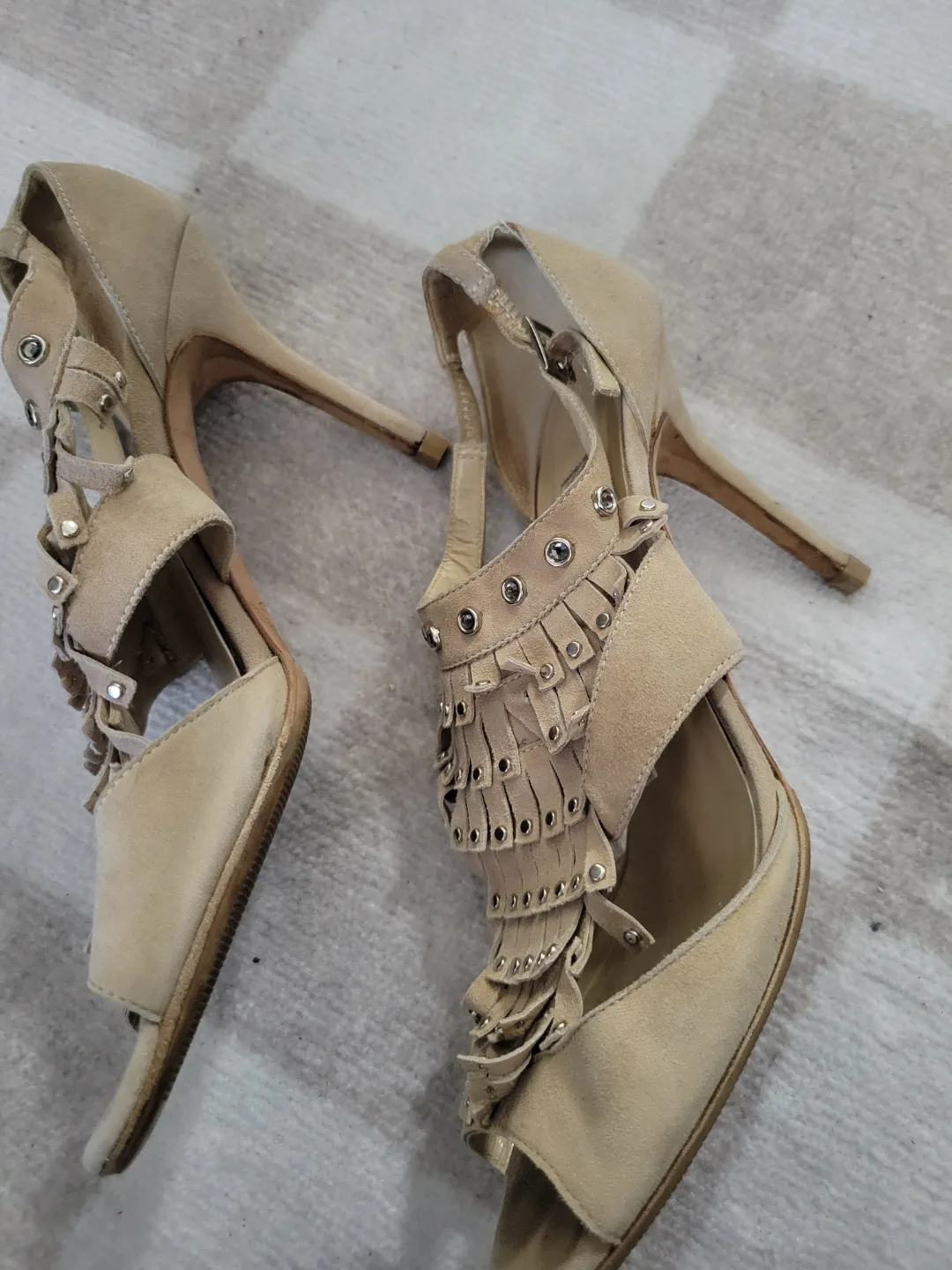 Jimmy Choo Beige Suede Fringe Heels Size 38 image indicator(4)
