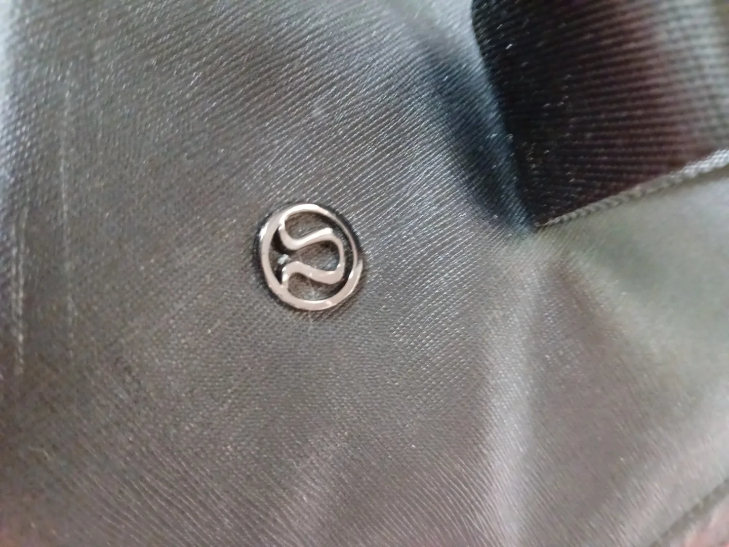 Extra large Lululemon Black Yoga Bag image indicator(3)