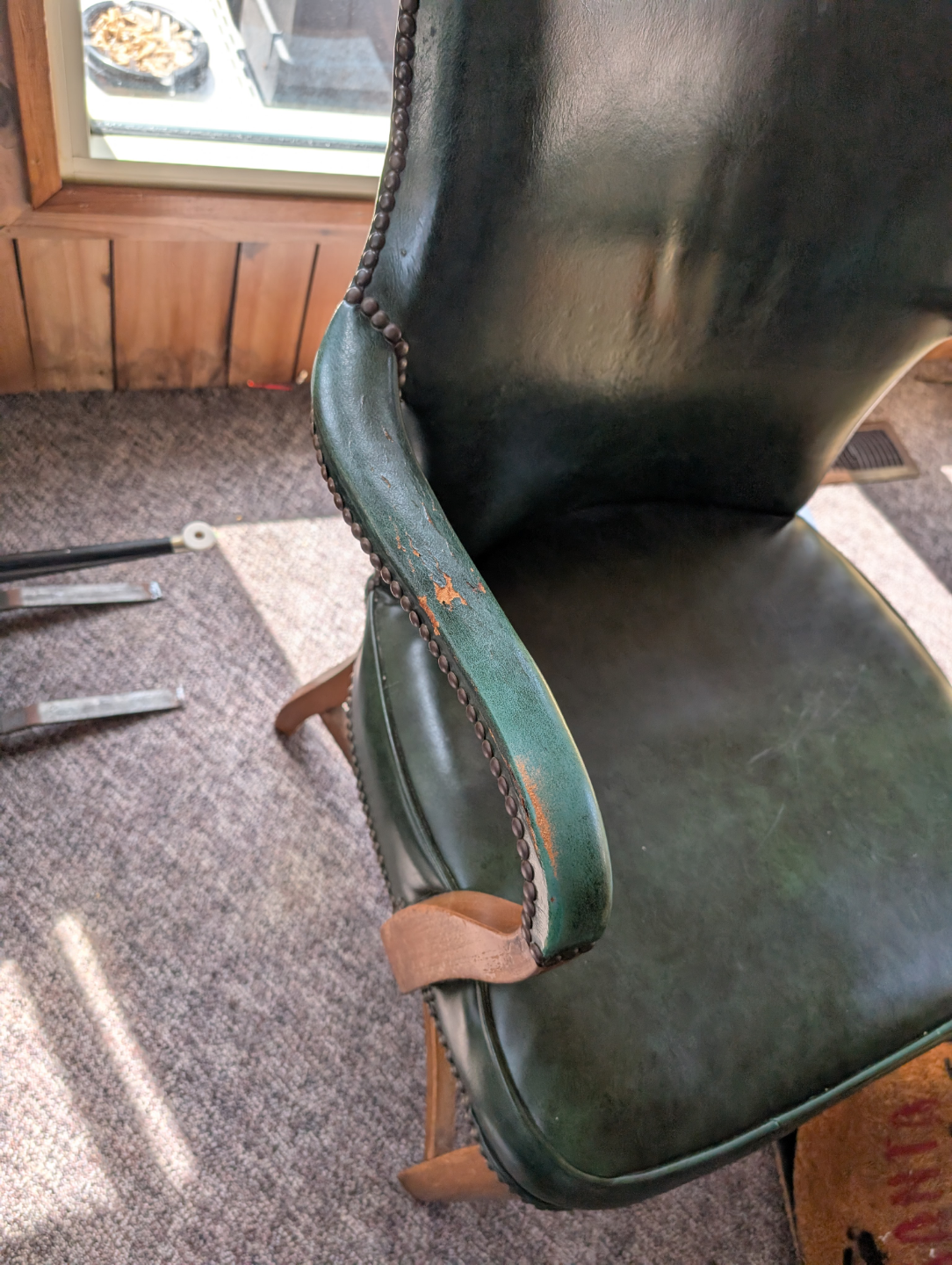 Vintage Green Leather Armchair - photo 2
