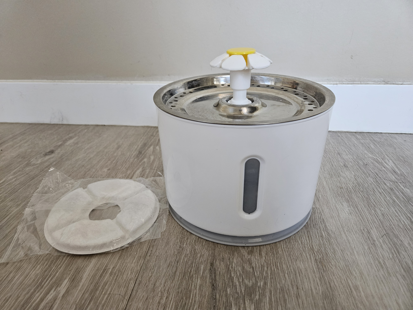2.4L Pet Water Fountain - photo 2