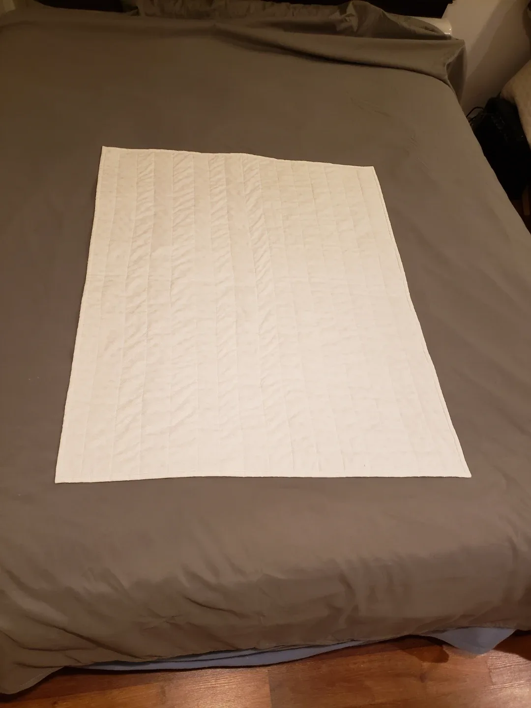 Handmade patchwork baby quilt image indicator(5)