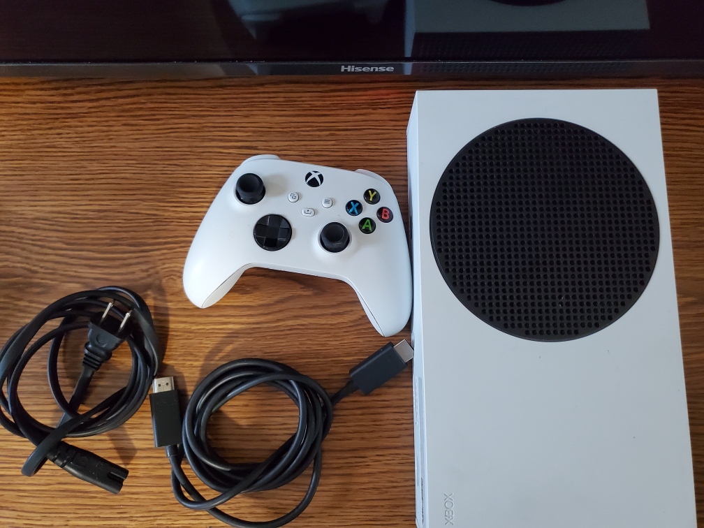 Xbox Series S Console - White - With Controller & Cables - photo 4