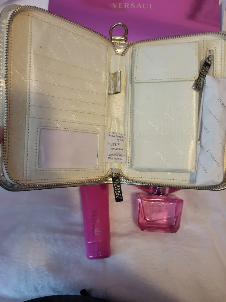 Versace Bright Crystal Absolu 3PC GIFT SET 90 ml image indicator(4)