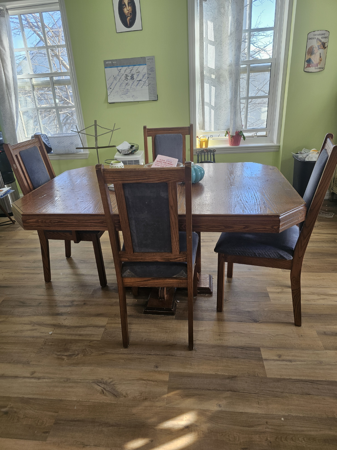 Extendable Dining Table and 4 Chairs Vintage