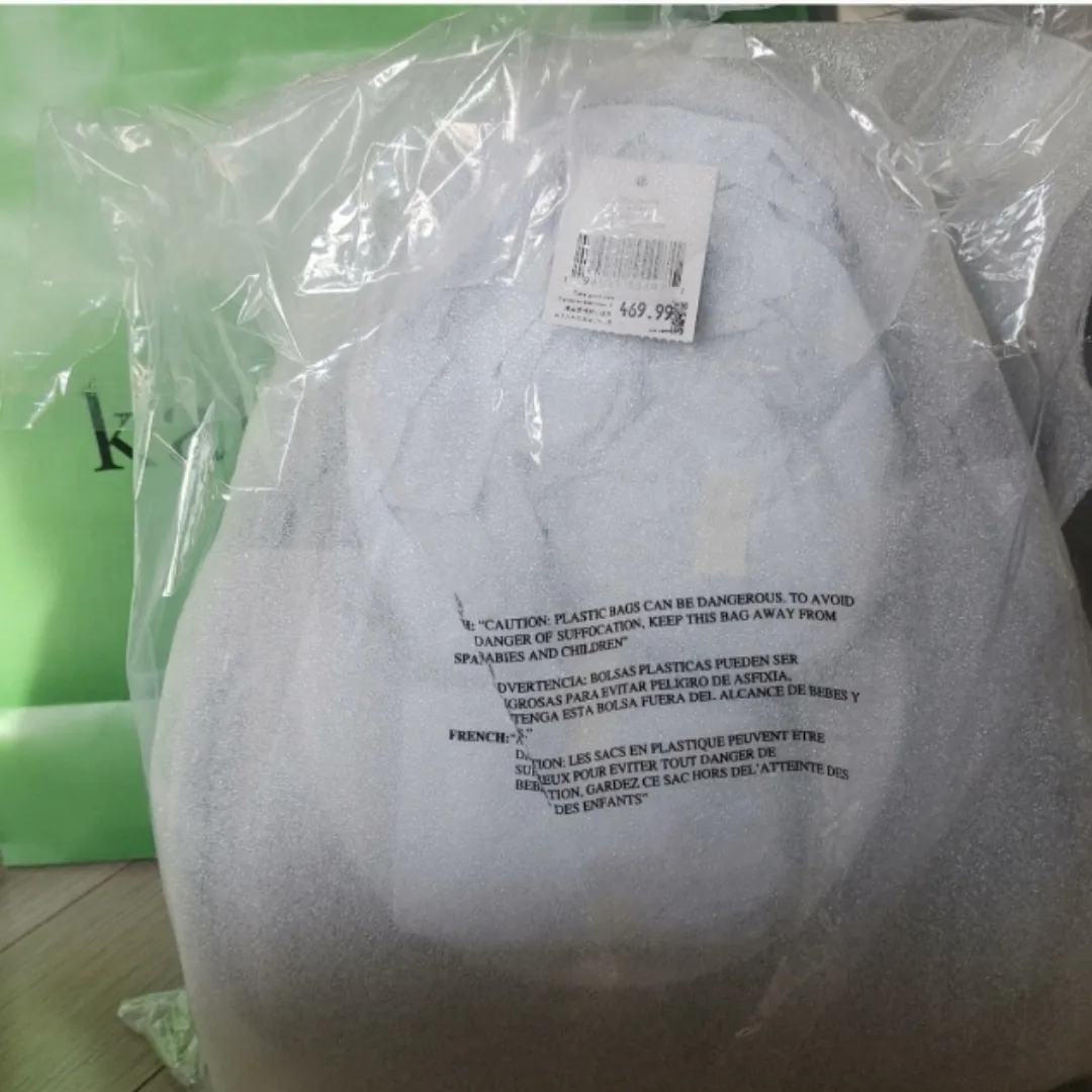 Kate Spade New York Grey Leather Shoulder Bag image indicator(6)