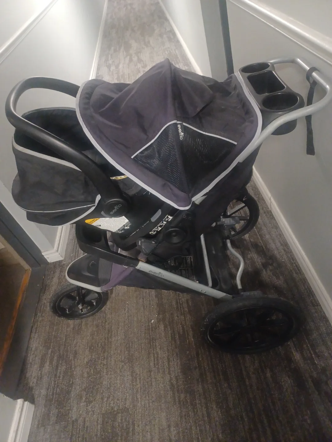 Evenflo Pivot X stroller and infant car seat image indicator(5)