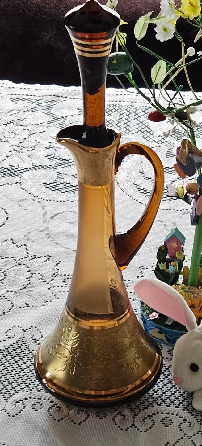 Vintage Bohemian Amber Glass Liquor Decanter image indicator(10)