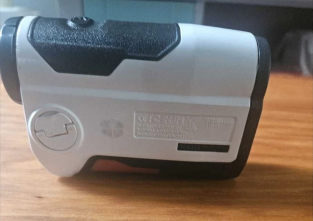 Bushnell Tour V3 Golf Rangefinder - photo 2