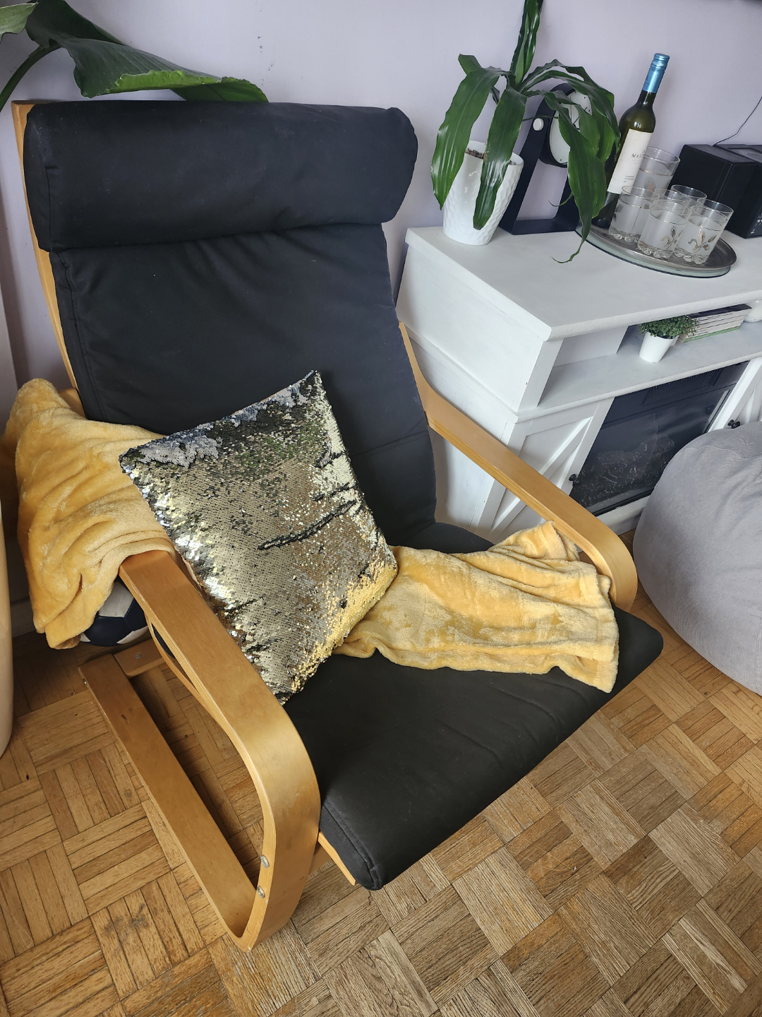 Ikea Poang Chair - photo 3