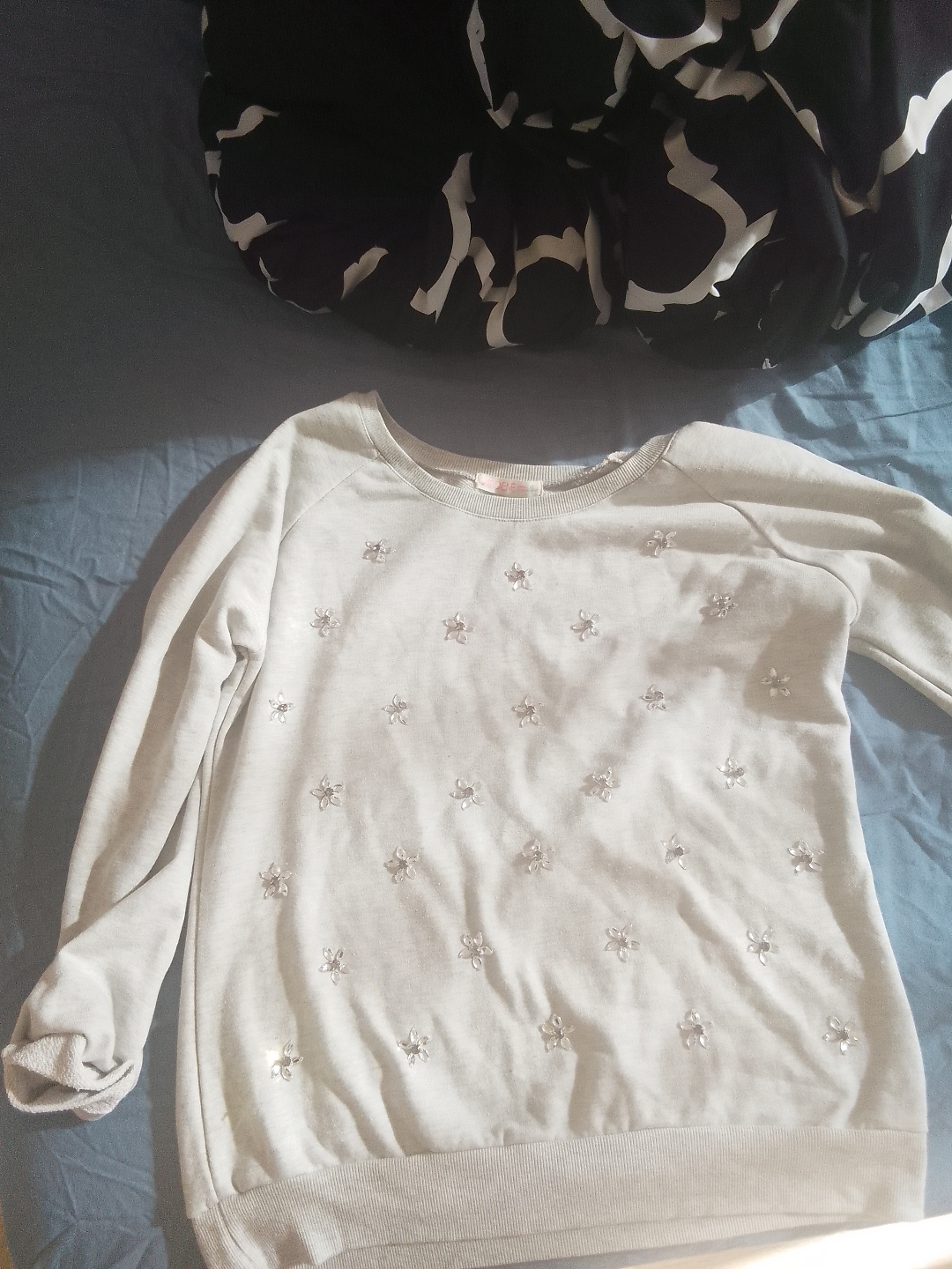 Light Grey embellished sweater - photo 4