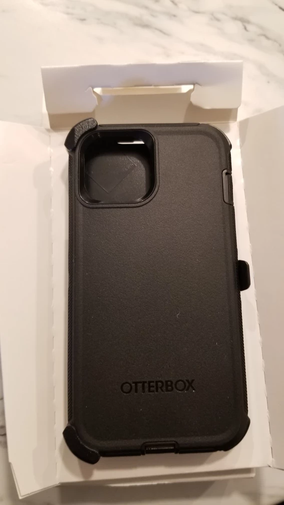 OtterBox Defender Case for iPhone 15, 14 and 13 - photo 2