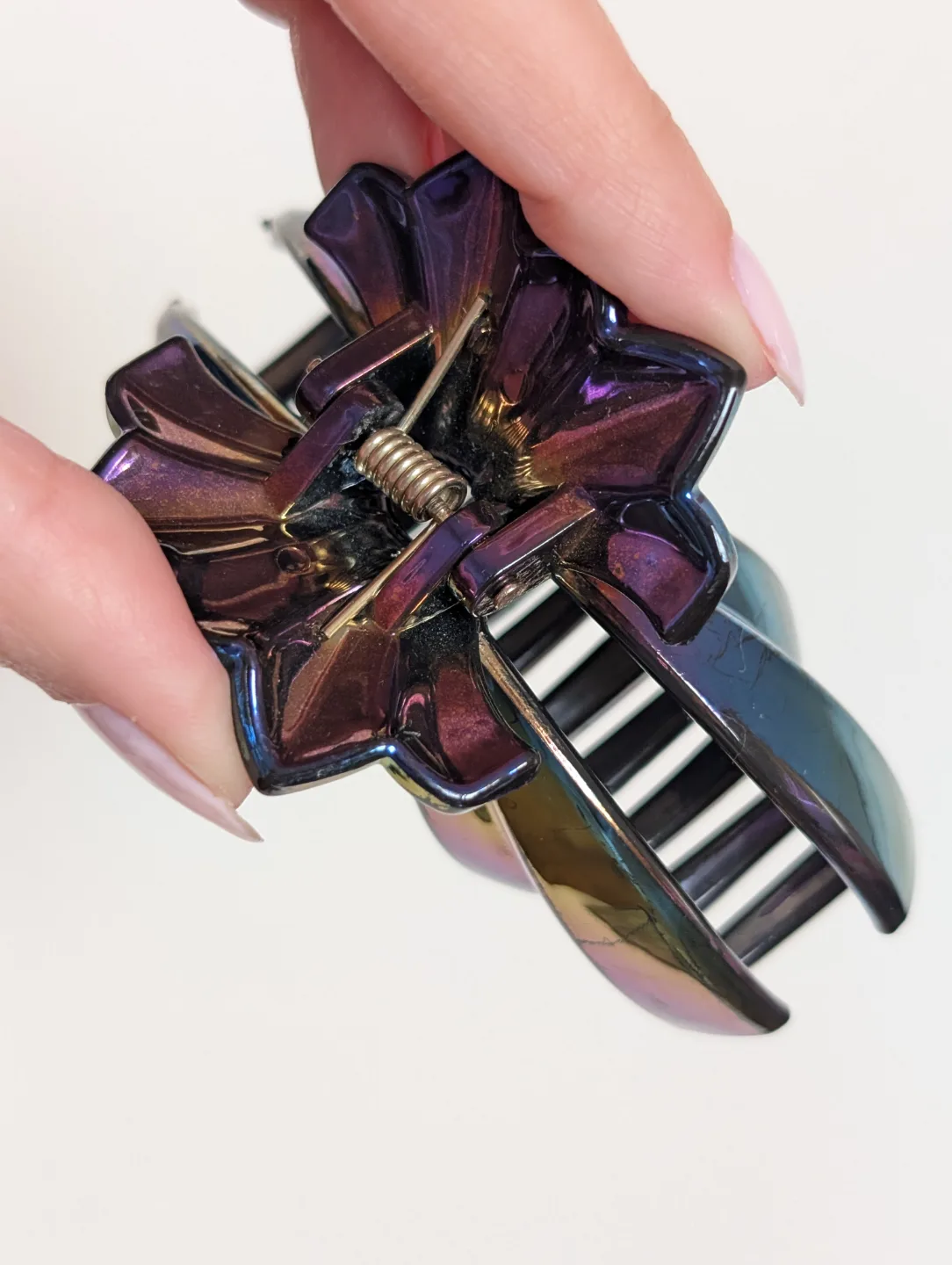 Three Hair Claw Clips - Blue, Iridescent, Silver image indicator(8)