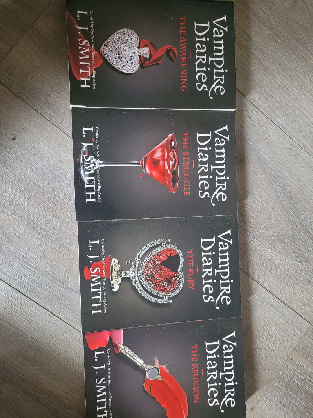 Complete Vampire Diaries Collection by L.J. Smith - photo 2