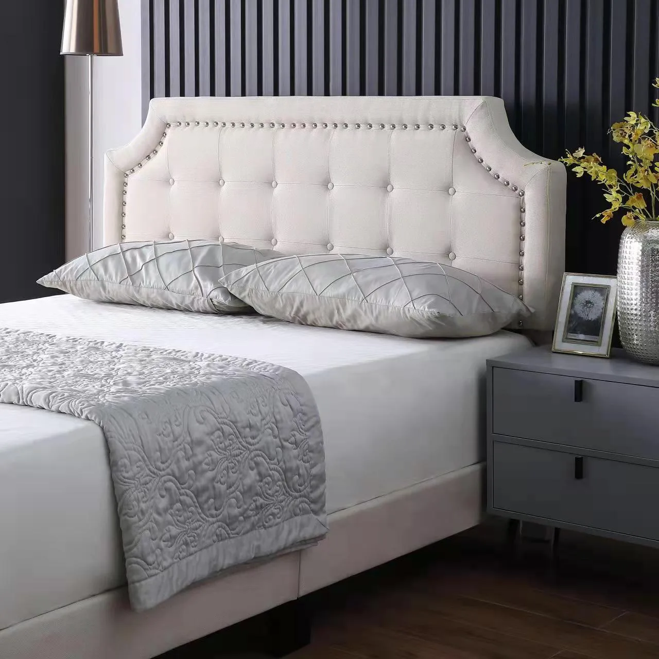 Beige Linen Fabric Bed Frame - On Sale Now! image indicator(3)