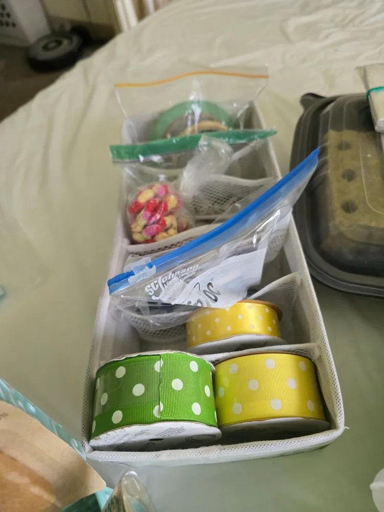 💚♻️Craft Supplies Bundle - Christmas & More! image indicator(10)