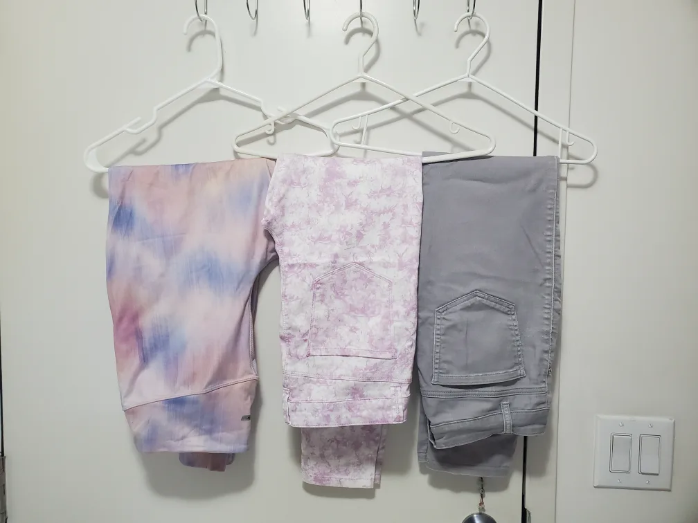 Women's Clothing Bundle:Medium- ($15 for all/26 pieces total)! image indicator(6)