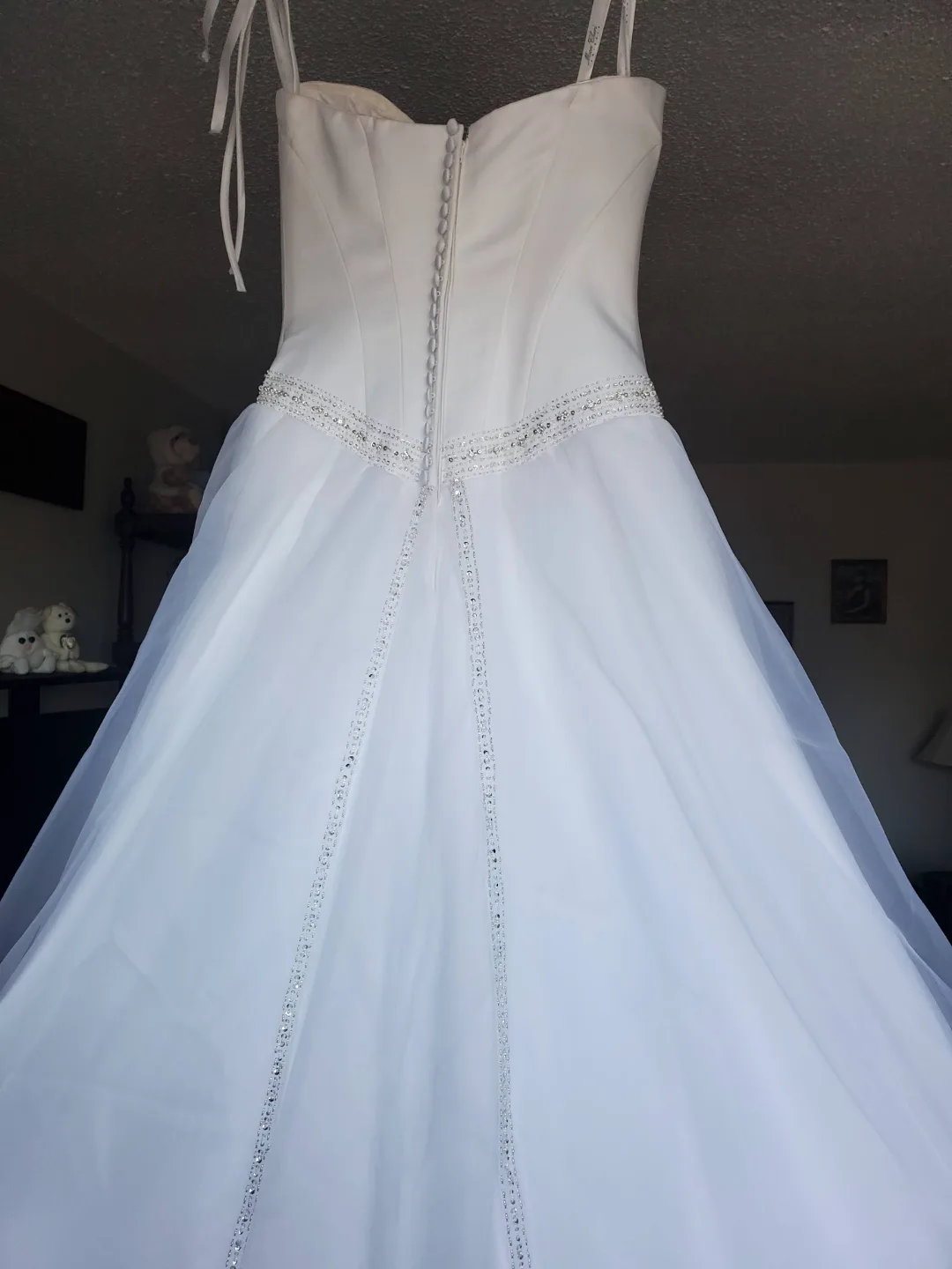 Mooncheri Bridal Gown - Size 8 image indicator(5)